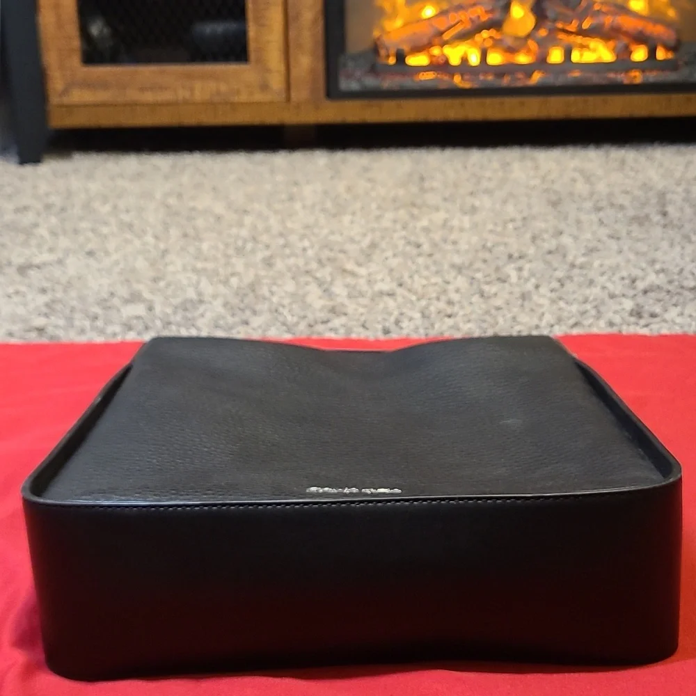 Calvin Klein Fay Large Crossbody Bag In Black Leather - Picture 3 of 9